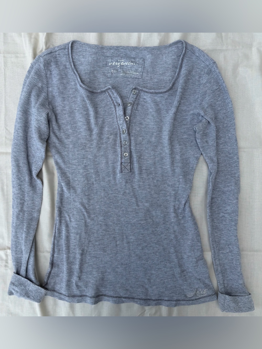 Y2K Aeropostale Gray long sleeve